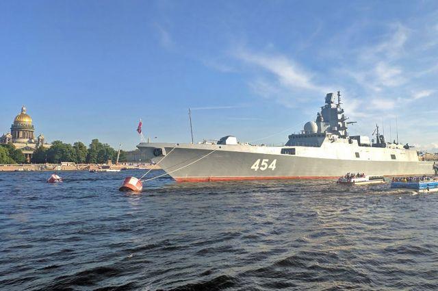 Российский флот успешно обеспечивают безопасность страны